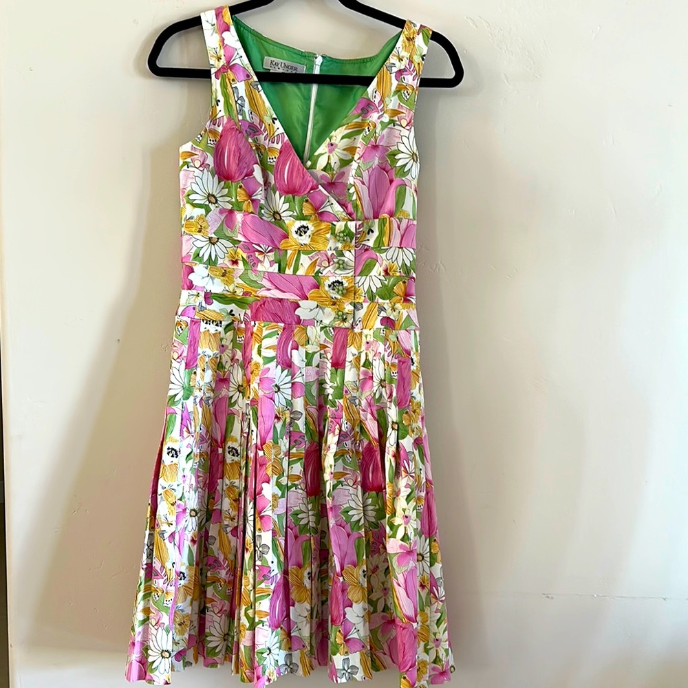 Kay Unger Multicolor Floral Dress size 6